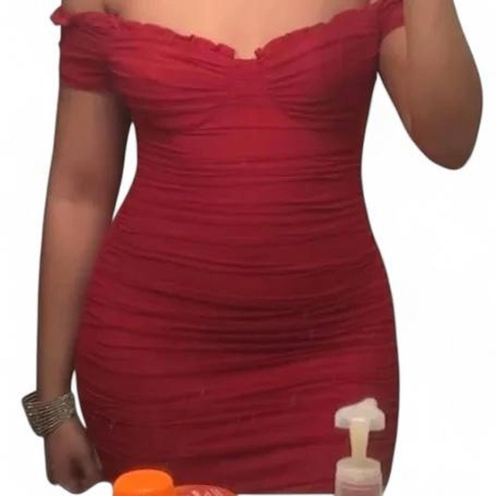 Windsor Red Ruched Bodycon Mini Dress Sweetheart Neck Off Shoulder Party